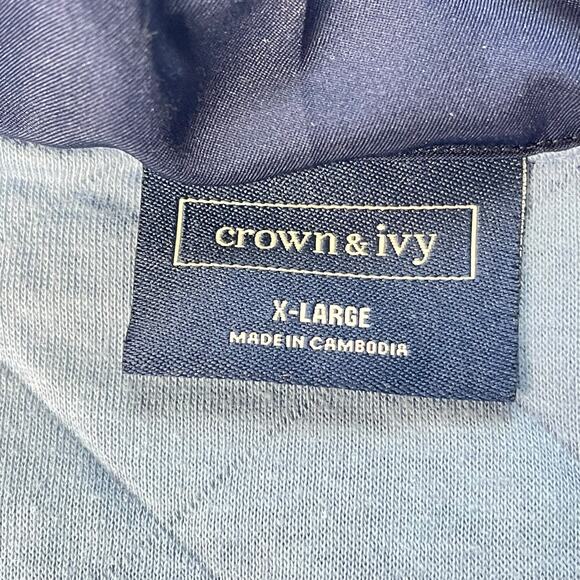 Crown & Ivy Pullover Women’s XL Blue Quilted Snap Neck Long Sleeve Navy Accents - Picture 5 of 8
